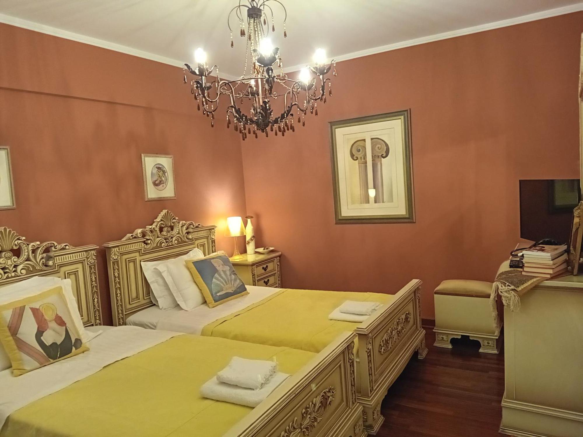 Enallio Luxury
